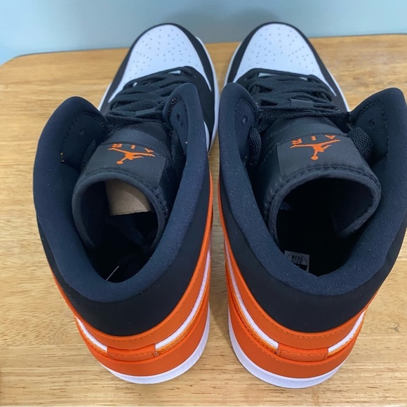 Nike Air Jordan 1 Mid Black Starfish Shattered Backboard Sz 14 Orange 554724 058 - Picture 8 of 13